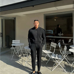 볼란테 라피나토 플리츠 그레이 셋업 새상품들 팝니다