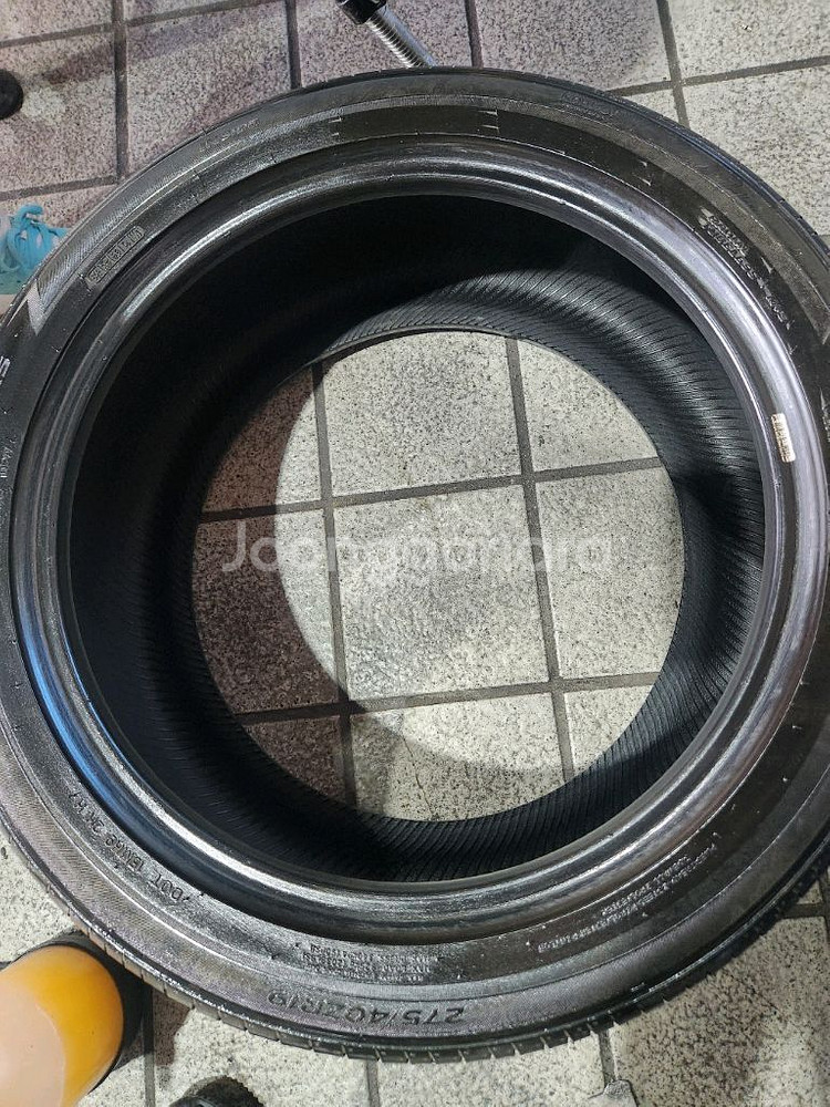 275 40 19. 벤투스--0