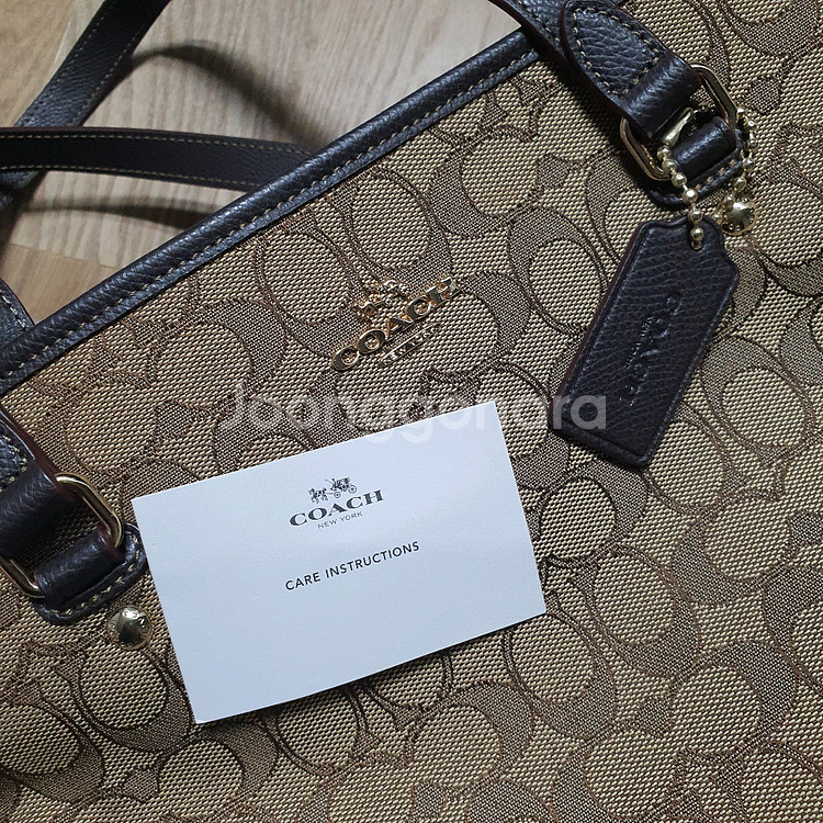 [미사용] 코치 가방 COACH 시그니처 지퍼탑 토트백--3