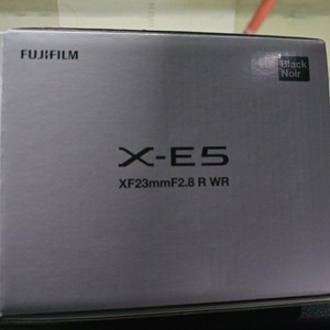 후지필름 X-E5 XF23mm 블랙 렌즈킷 미개봉