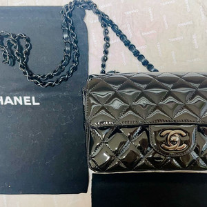 샤넬 뉴미니 페이던트 쏘블랙 새상품