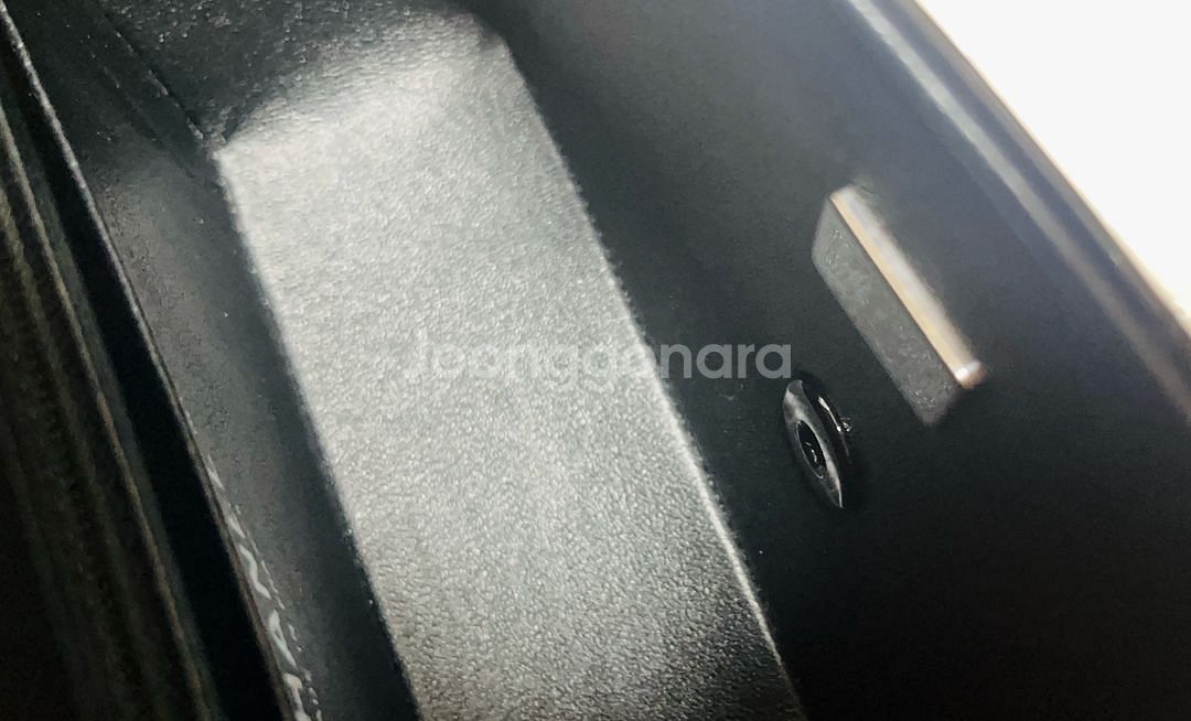 샤넬 뉴미니 페이던트 쏘블랙 새상품--6