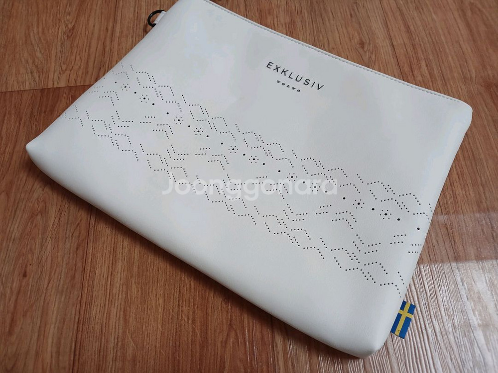 볼보(스웨덴) 남성 클러치백 다용도 가방 상태 최상급--1