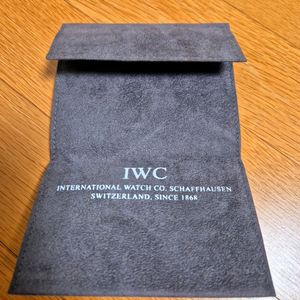 iwc 시계 파우치 벨벳