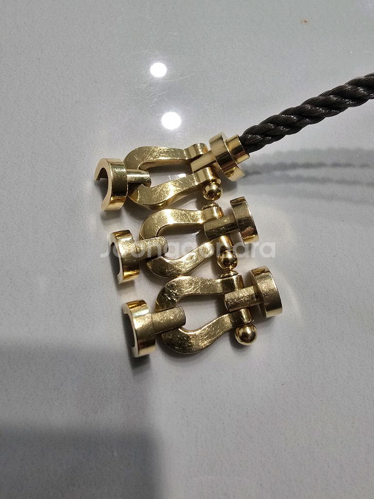 프레드 팔찌 18k 2개( L ,옐골)--1