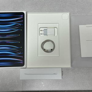 아이패드프로 6세대 12.9 WIFI + 애플펜슬2세대