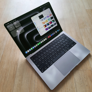 부산 맥북프로 M1Max 64GB램/1TB 고급형 14인치 팝니다.
