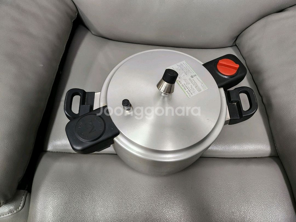 풍년 9리터 12인용 주물 압력밥솥--1