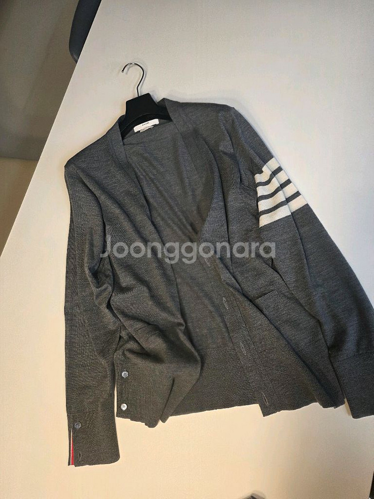 톰브라운 울 메리노 다크 그레이 가디건 사이즈3--0