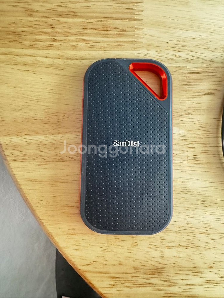 샌디스크 Extreme Pro SSD 2TB 외장하드--0