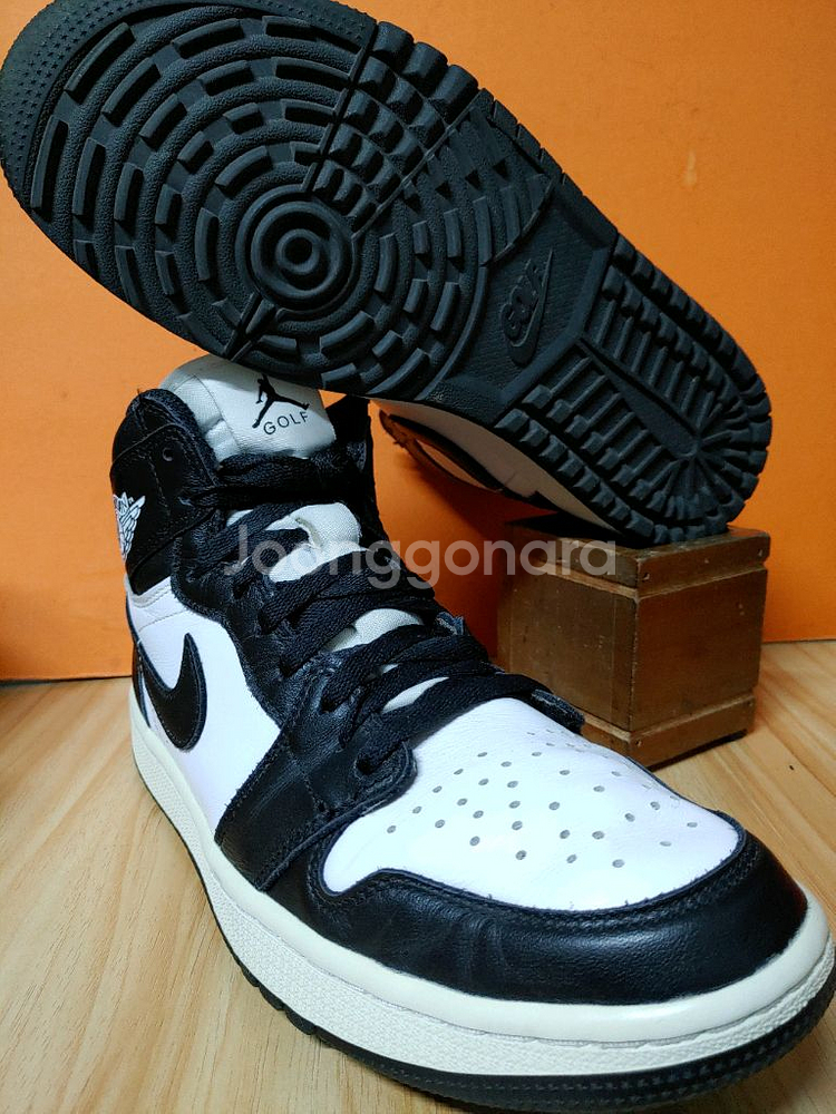 나이키 에어조던1하이 골프 범고래(US9표기270)--2