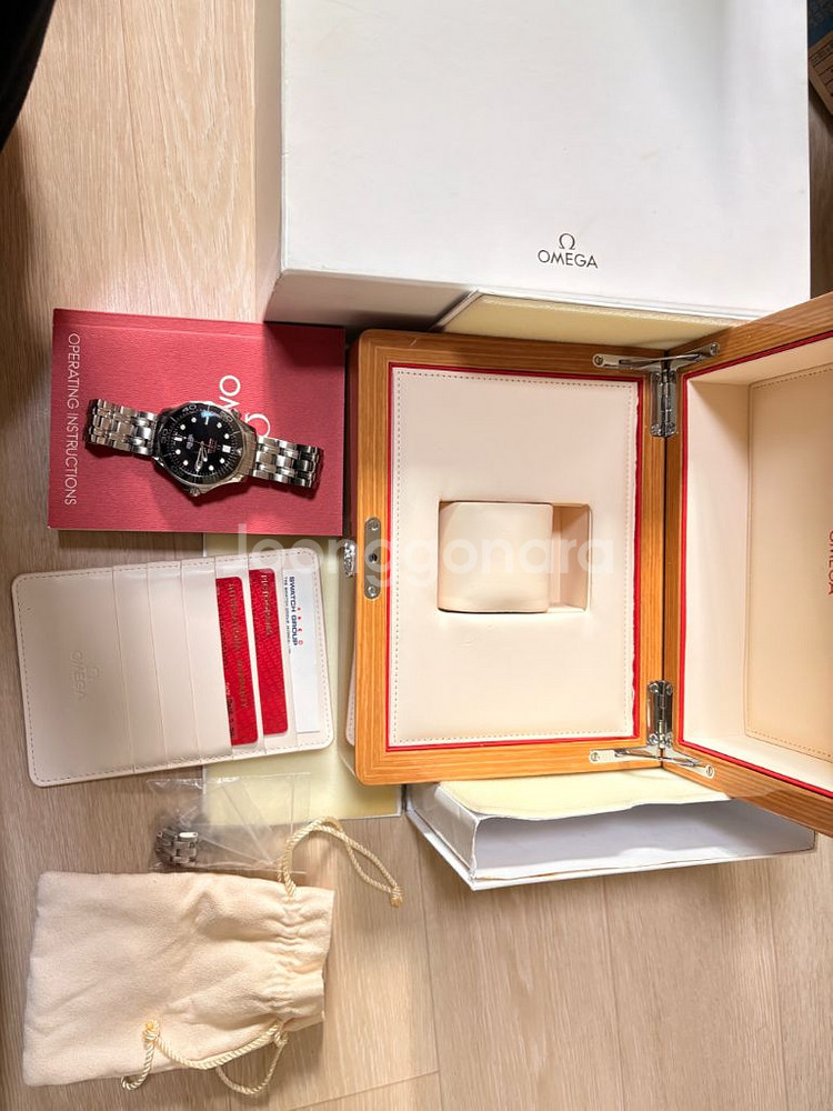 오메가 씨마스터300 41미리 구형 검판 팝니다--8