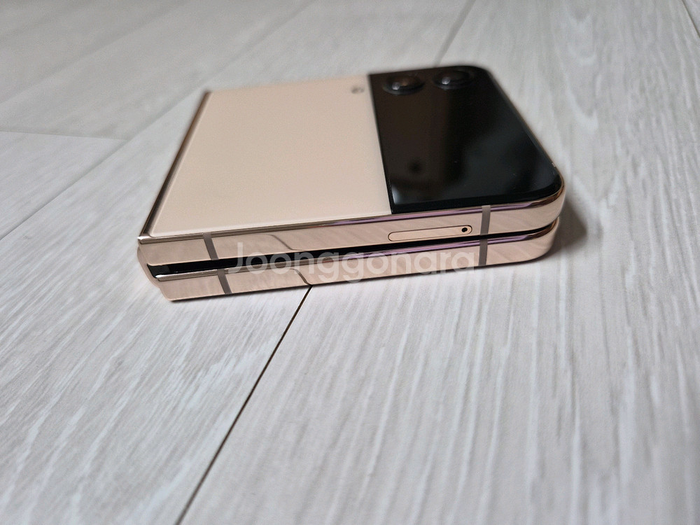 z플립4 256기가 핑크골드 상태좋아요!--3