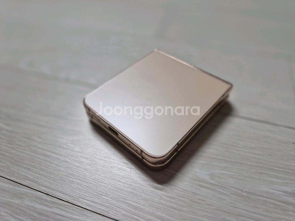 z플립4 256기가 핑크골드 상태좋아요!--4