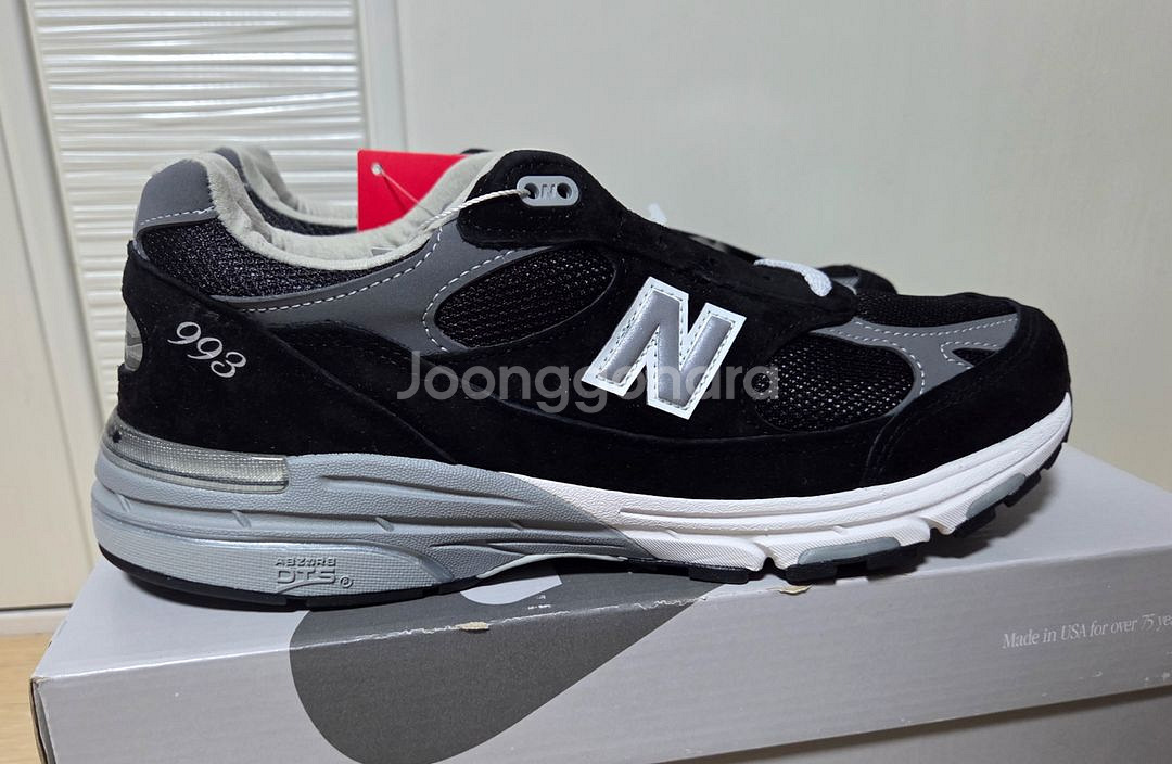 뉴발란스 993 블랙 280 새제품 판매합니다--2