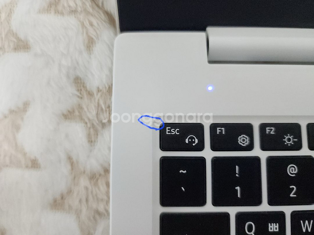 삼성노트북 NT550XDA. CPU celeron--9