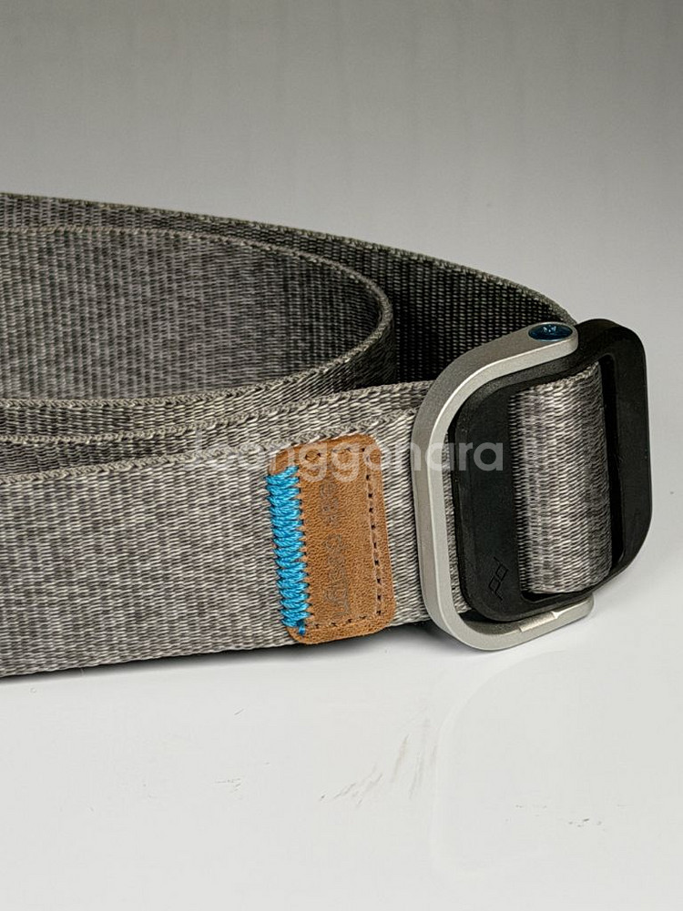 픽디자인 슬라이드 라이트 애쉬 카메라 스트랩--1