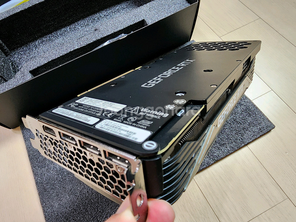 이엠텍 rtx3080ti Black Edition12g--4