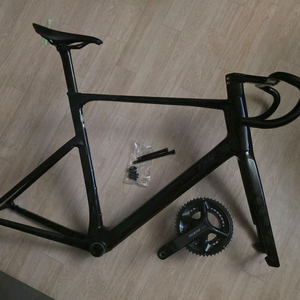 파스포츠 로드 카본 프레임세트+105크랭크+안장