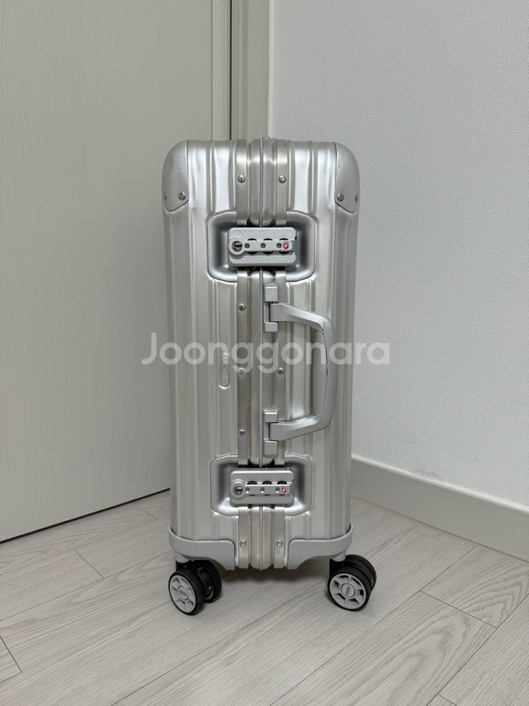리모와캐리어 오리지널 캐빈 실버 (기내용)--1