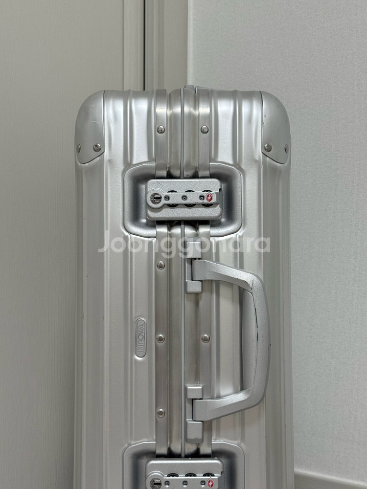 리모와캐리어 오리지널 캐빈 실버 (기내용)--5