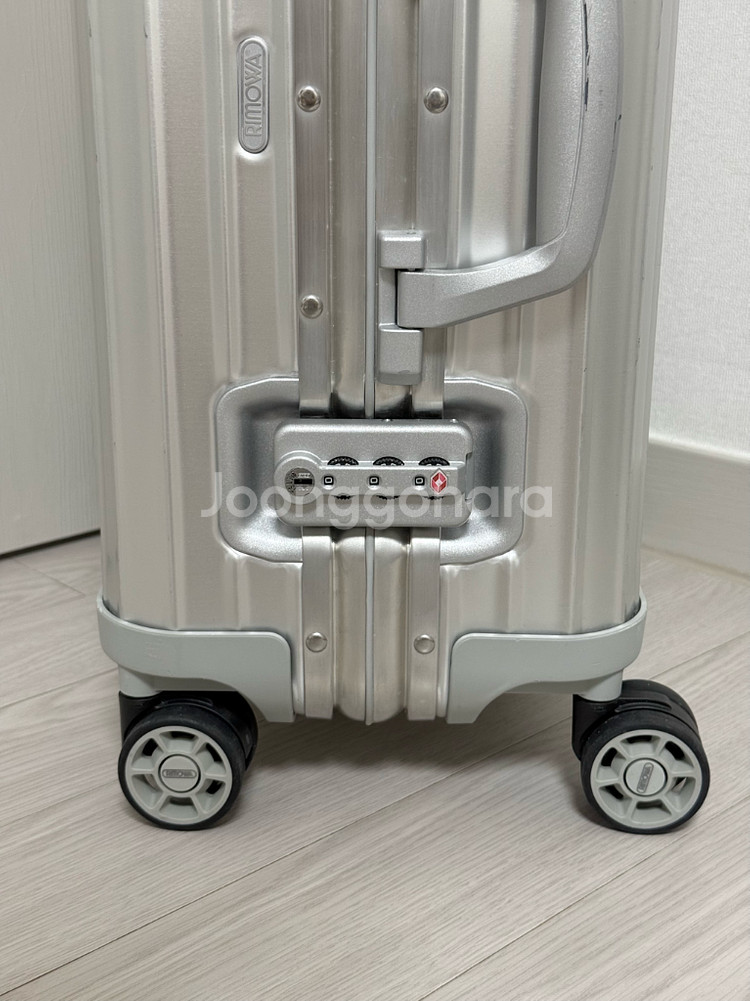 리모와캐리어 오리지널 캐빈 실버 (기내용)--6