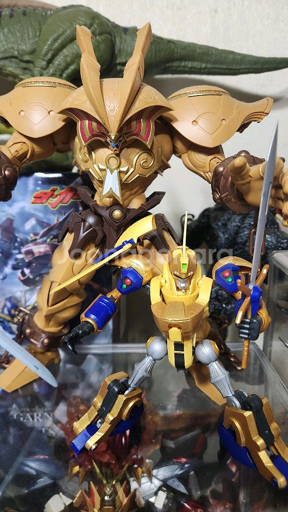 모데로이드 킹스카샤 퀸사이더론 피규어라이즈 2개팜--1