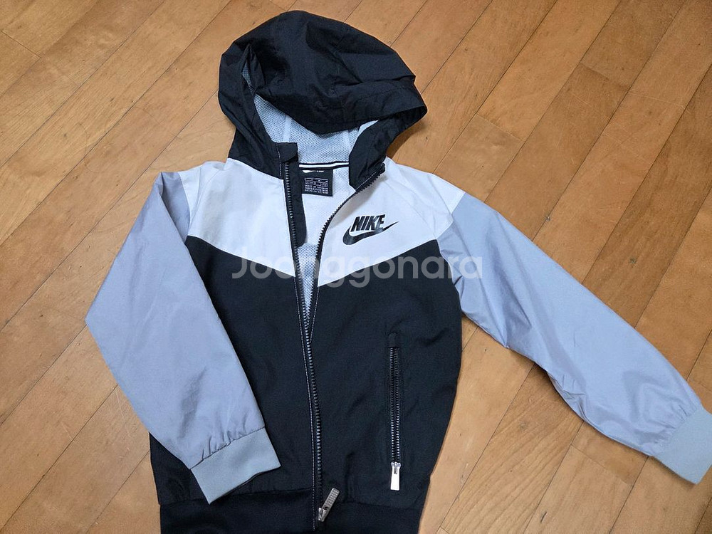 110-116사이즈 키즈 나이키바람막이--0
