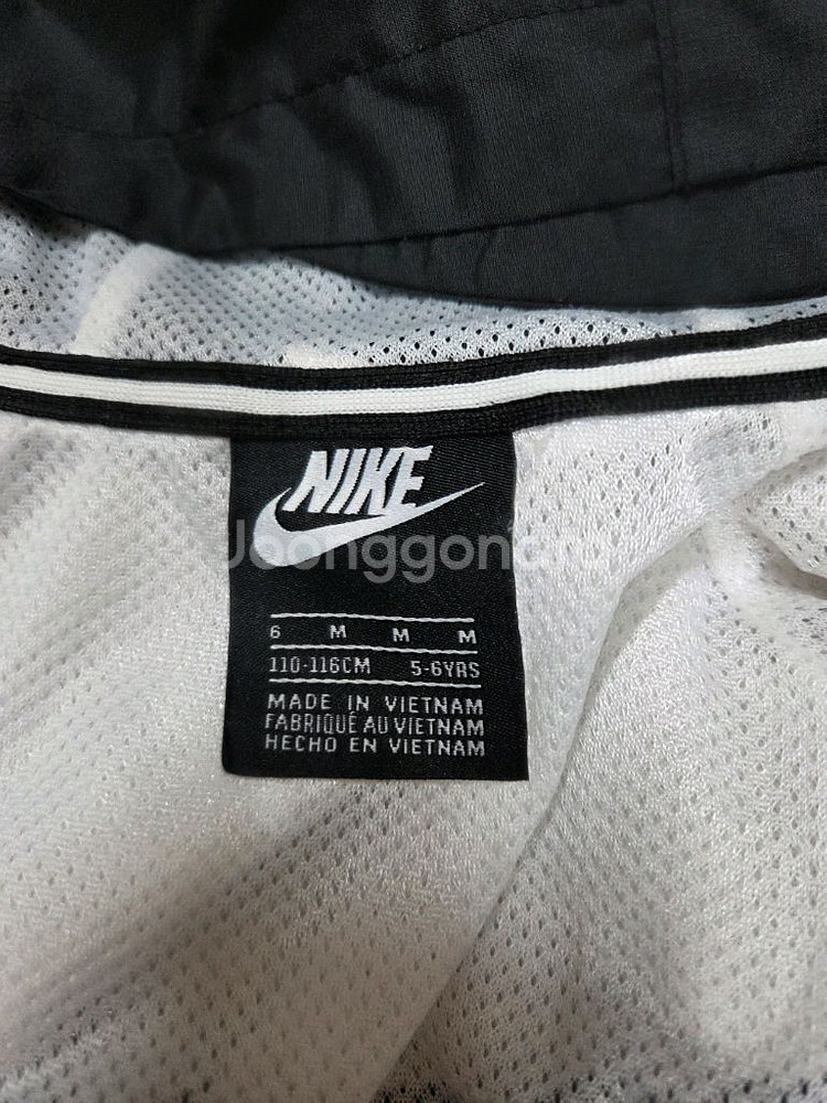 110-116사이즈 키즈 나이키바람막이--3