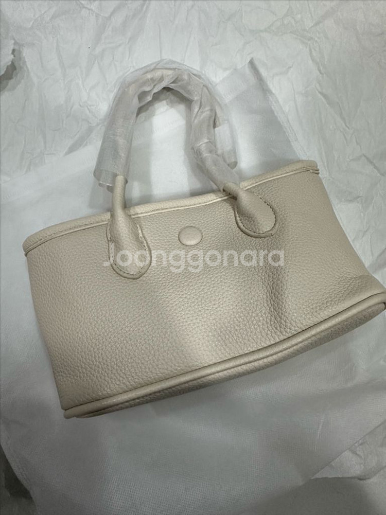 미니 가죽 토트백 겸 숄더백 (그린/화이트 둘다 새상품--3