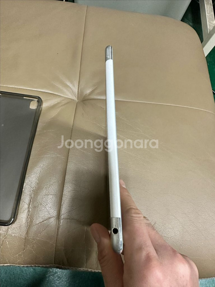 아이패드 에어2 셀룰러 128g 모든기능정상 a급 깨끗--7