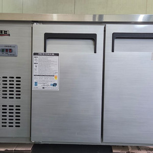 유니크 업소용 1200 2도어 테이블 냉장고