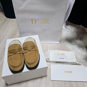 디올 보이 뮬 시어링 스웨이드 36