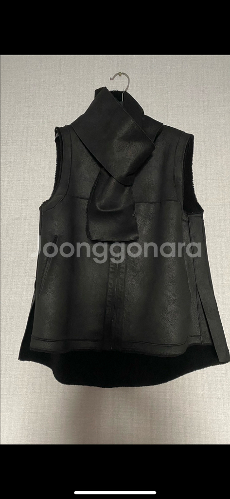 에셀리아 양면 베스트+머플러 세트--1