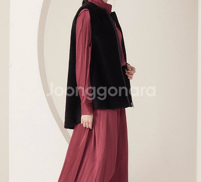 에셀리아 양면 베스트+머플러 세트--8