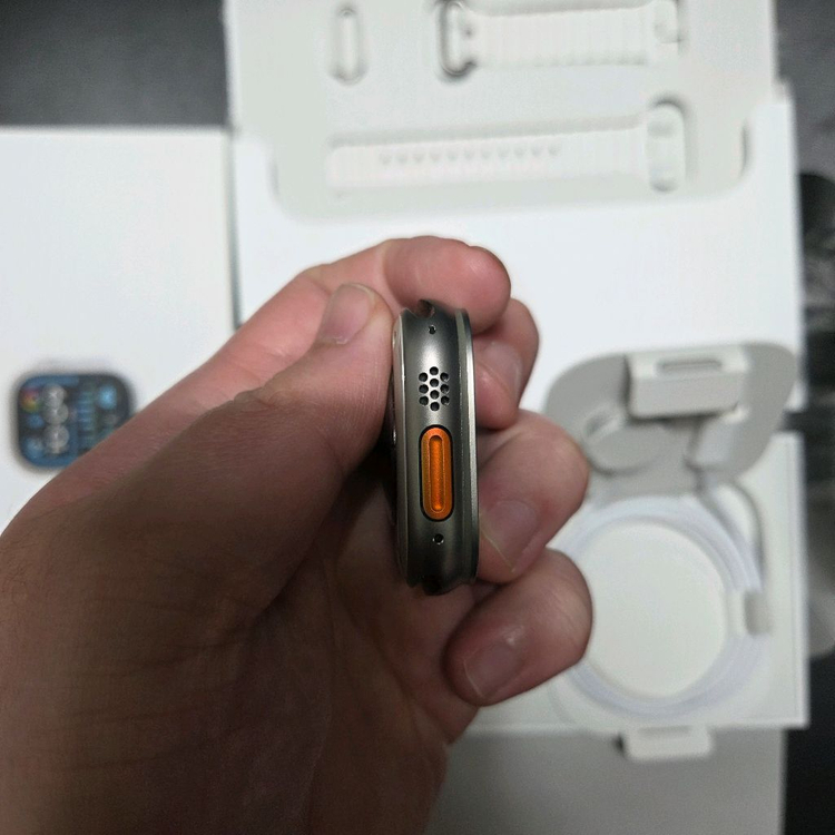 s급 애플워치 울트라2 49mm 내추럴 티타늄 팝니다!--5