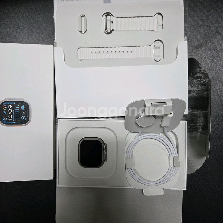 s급 애플워치 울트라2 49mm 내추럴 티타늄 팝니다!--2