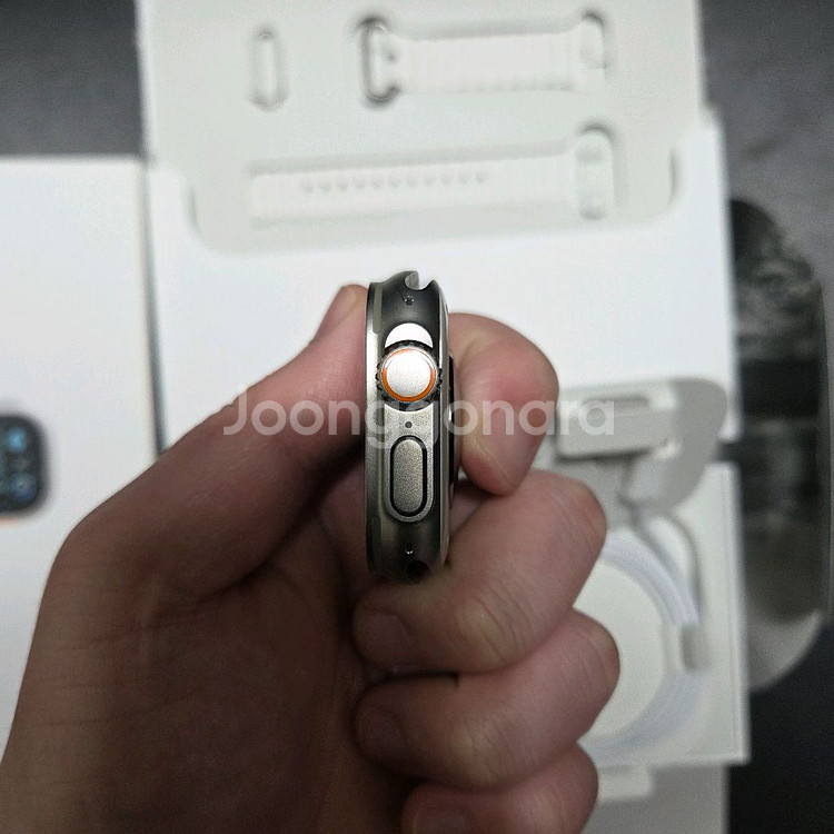 s급 애플워치 울트라2 49mm 내추럴 티타늄 팝니다!--6