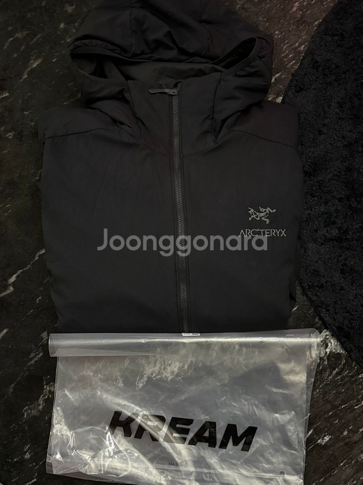 아크테릭스 아톰 LT 후디 XL 판매합니다--0