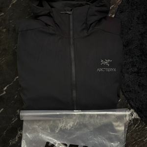 아크테릭스 아톰 LT 후디 XL 판매합니다