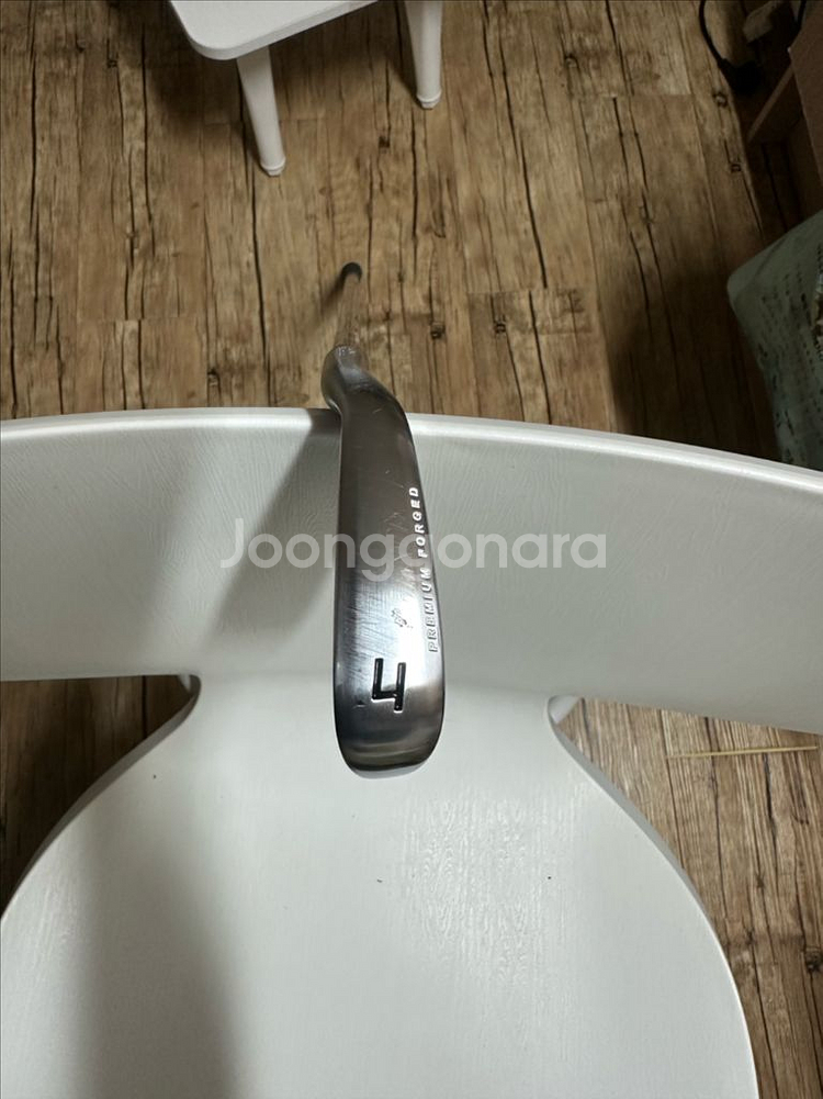 V300 9세대 4번 아이언 950R--0