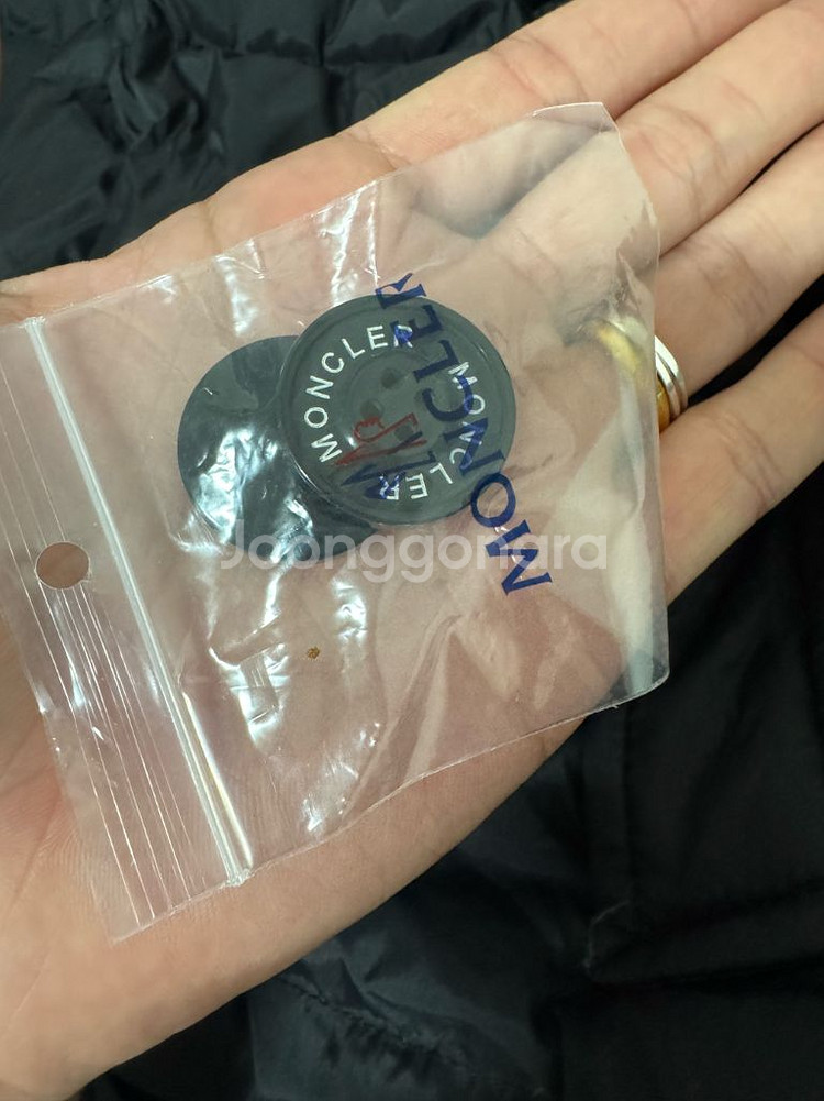 몽클레어 클루니 6사이즈 (23-24)--2