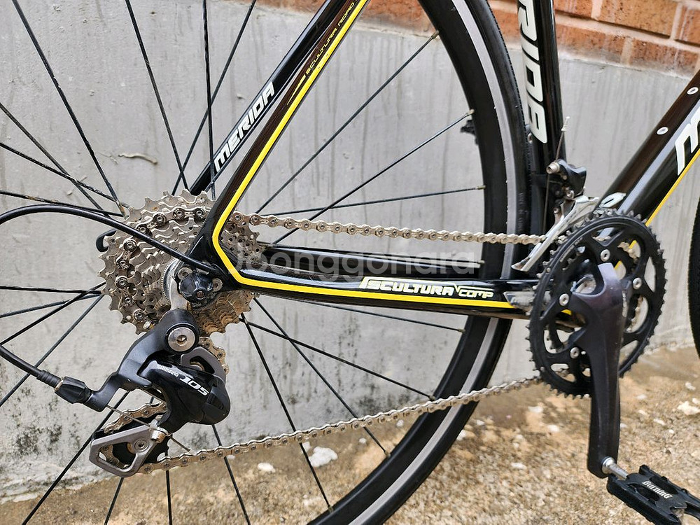 메리다 스컬트라 904 풀카본 로드 자전거 팝니다--3