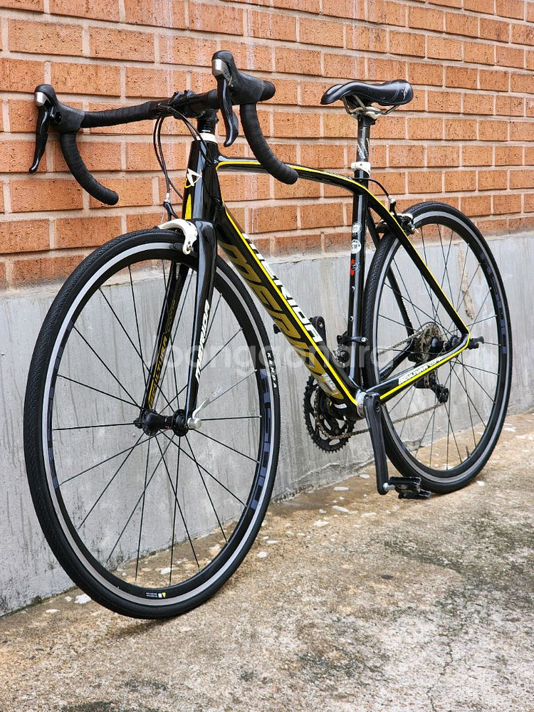 메리다 스컬트라 904 풀카본 로드 자전거 팝니다--6