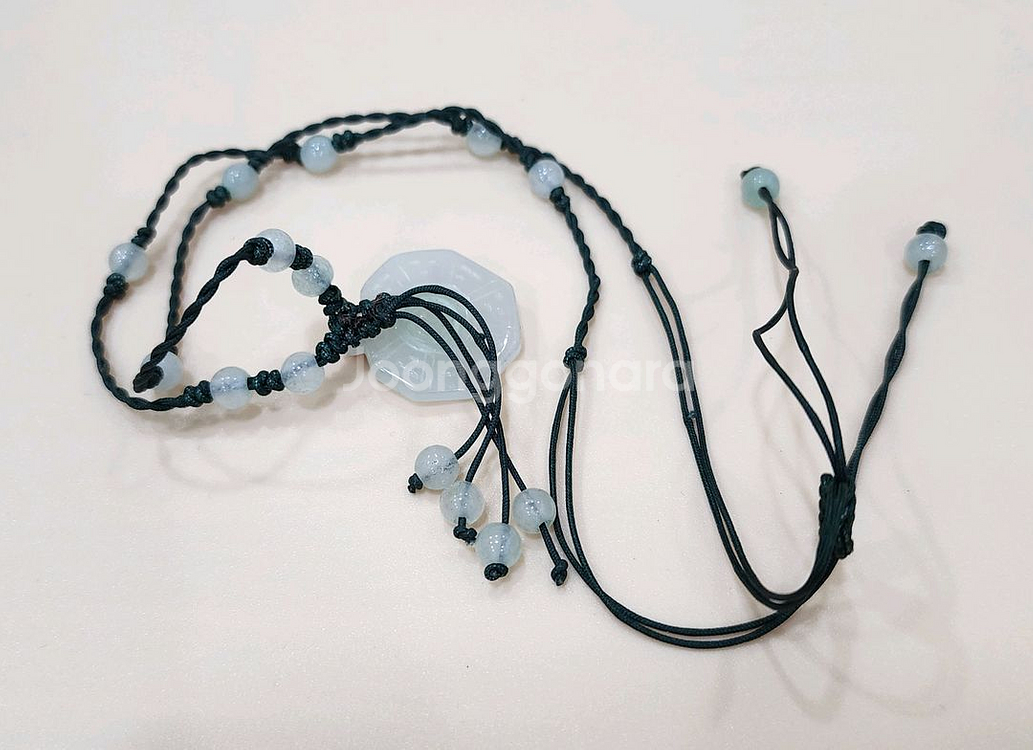 #107 예쁜 옥 목걸이.--2