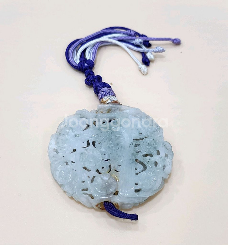 #110 옥 노리개.--0