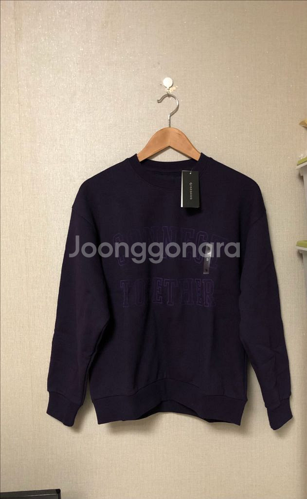 (새상품)지오다노 기모맨투맨--4