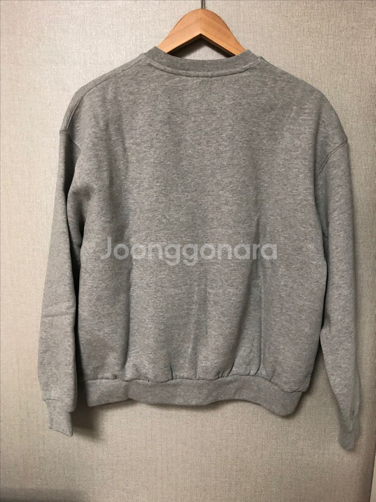 (새상품)지오다노 기모맨투맨--3