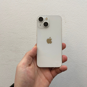 아이폰13미니 화이트 128GB 상태좋은중고33만7천팝니다.