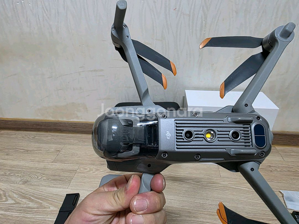 DJI 에어2S 플라이 모어 콤보--2